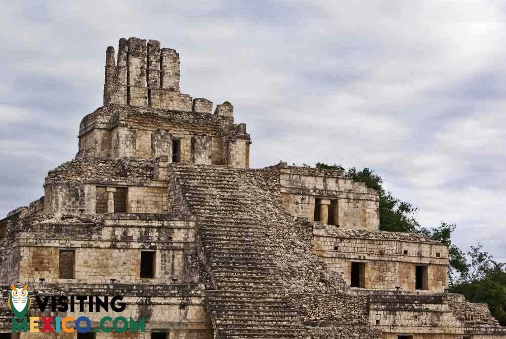 Nohochna (big house) close up at Edzna Campeche 